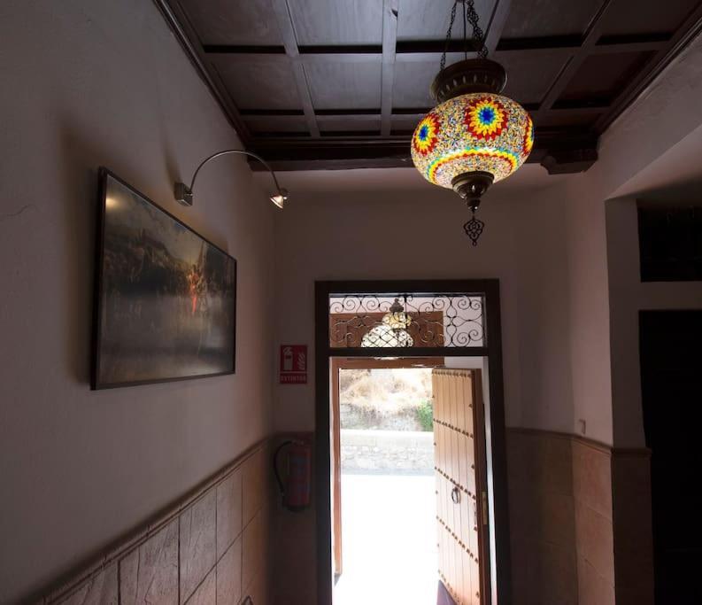Alhambra Enamora 1 -Paseo De Los Tristes View 1 -C 格拉纳达 外观 照片