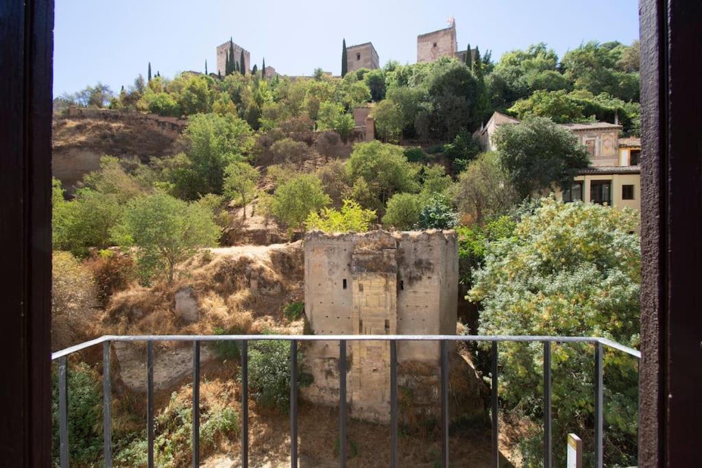 Alhambra Enamora 1 -Paseo De Los Tristes View 1 -C 格拉纳达 外观 照片